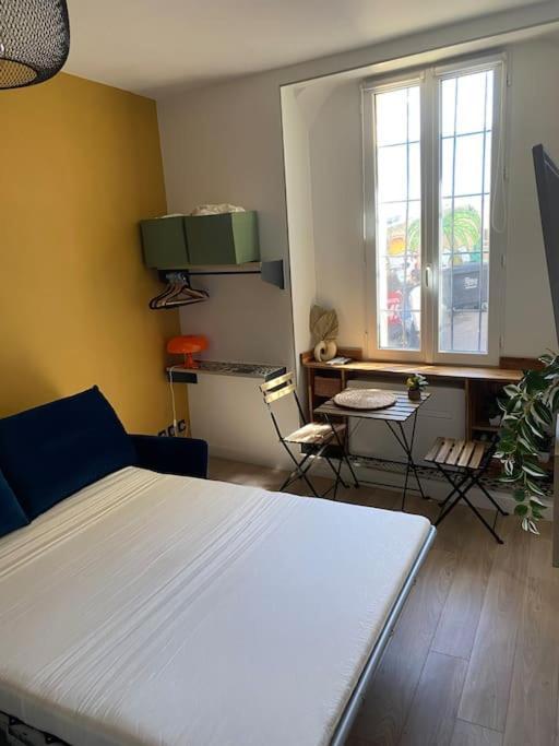 Studio Cosi Plein Coeur Du Panier Marseille Bagian luar foto